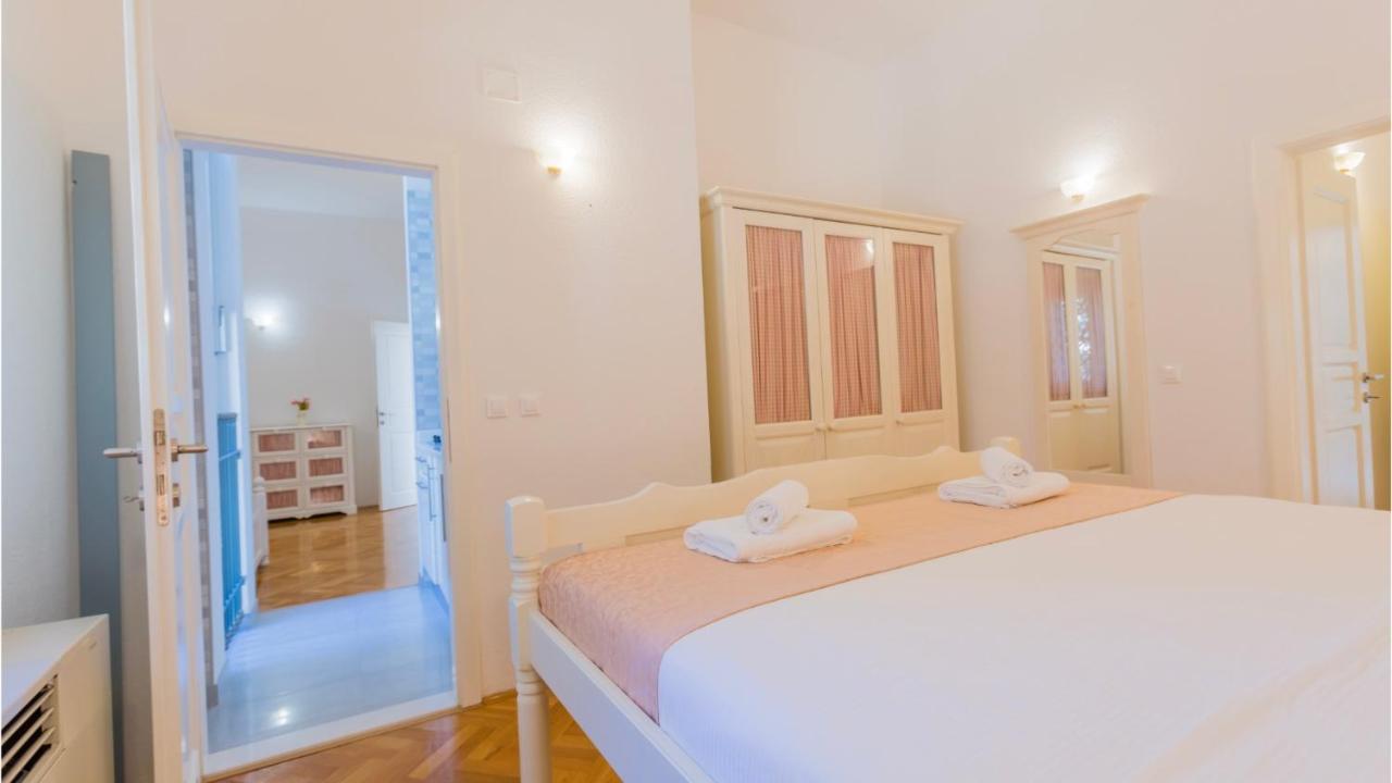 Gracija * Makarska
